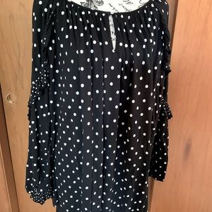 Chaps Women’s blouse. 3x. Black and white polka dot. Good, Used condition.